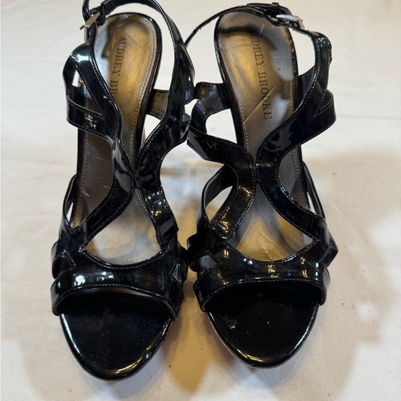 Audrey Brooke Platform Elegant High Black Patent Leather Strappy Heels - Picture 6 of 8